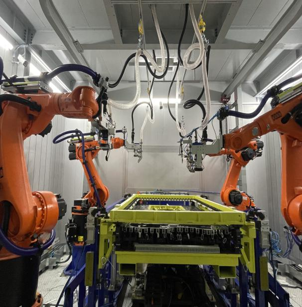 Оборудование для лазерной очистки крышки аккумуляторного отсека